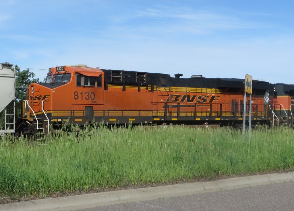 BNSF 8130